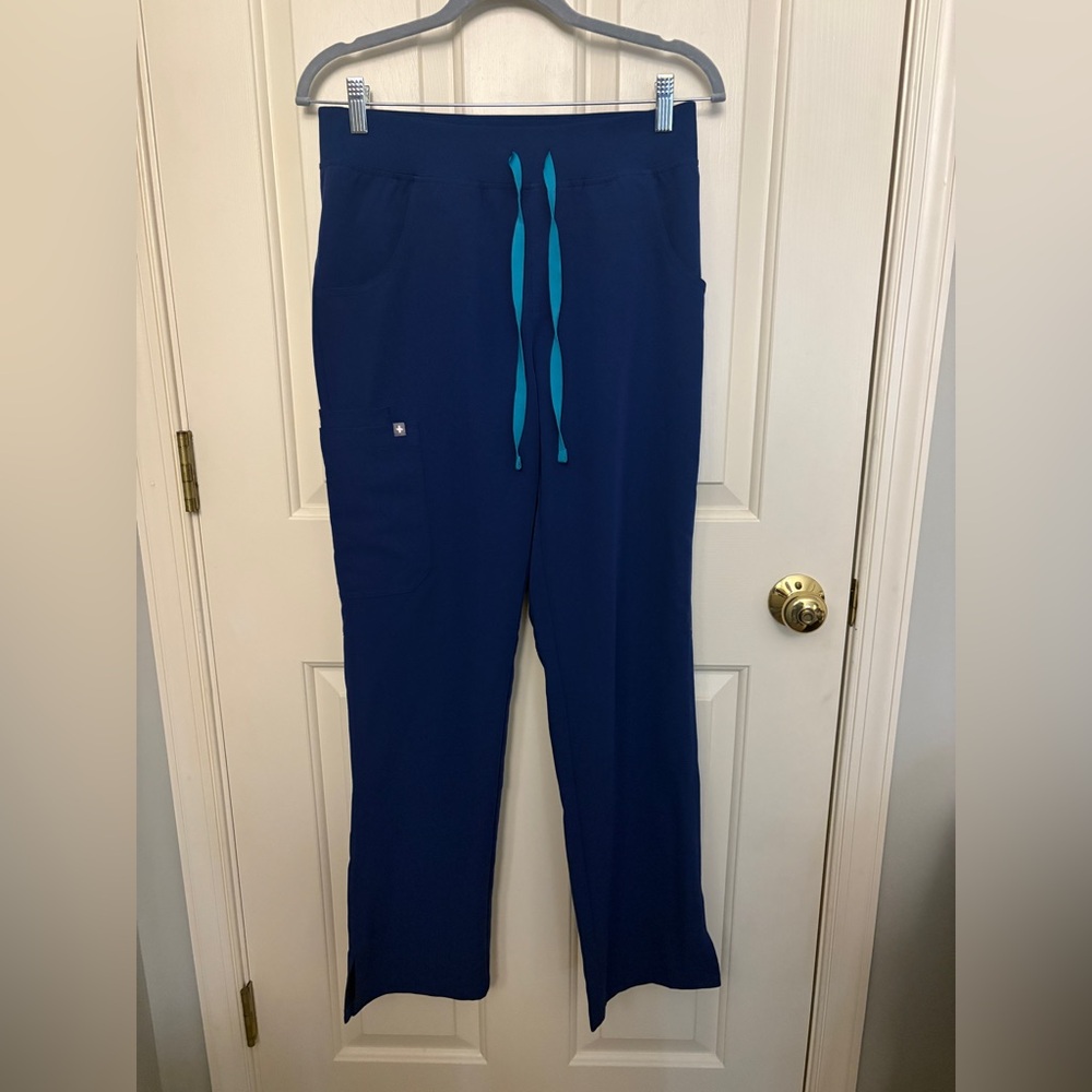 Figs Sapphire Kade Cargo Scrub Pants